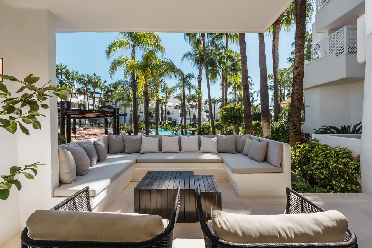 living - Piso de 186m² con 48m² terraza en venta en Este Marbella - gallery - 4