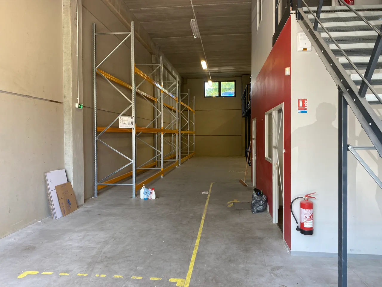 logistics - Activités / Bureaux À Louer - gallery - 5