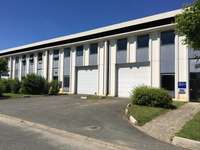 logistics - Activités / Bureaux À Louer - gallery thumbnail - 1