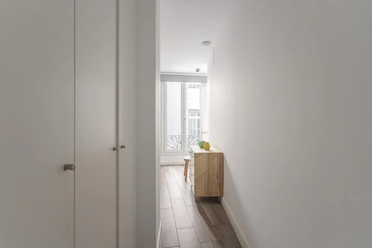 living - 55m² apartment for rent in Sol, Madrid - gallery - 7
