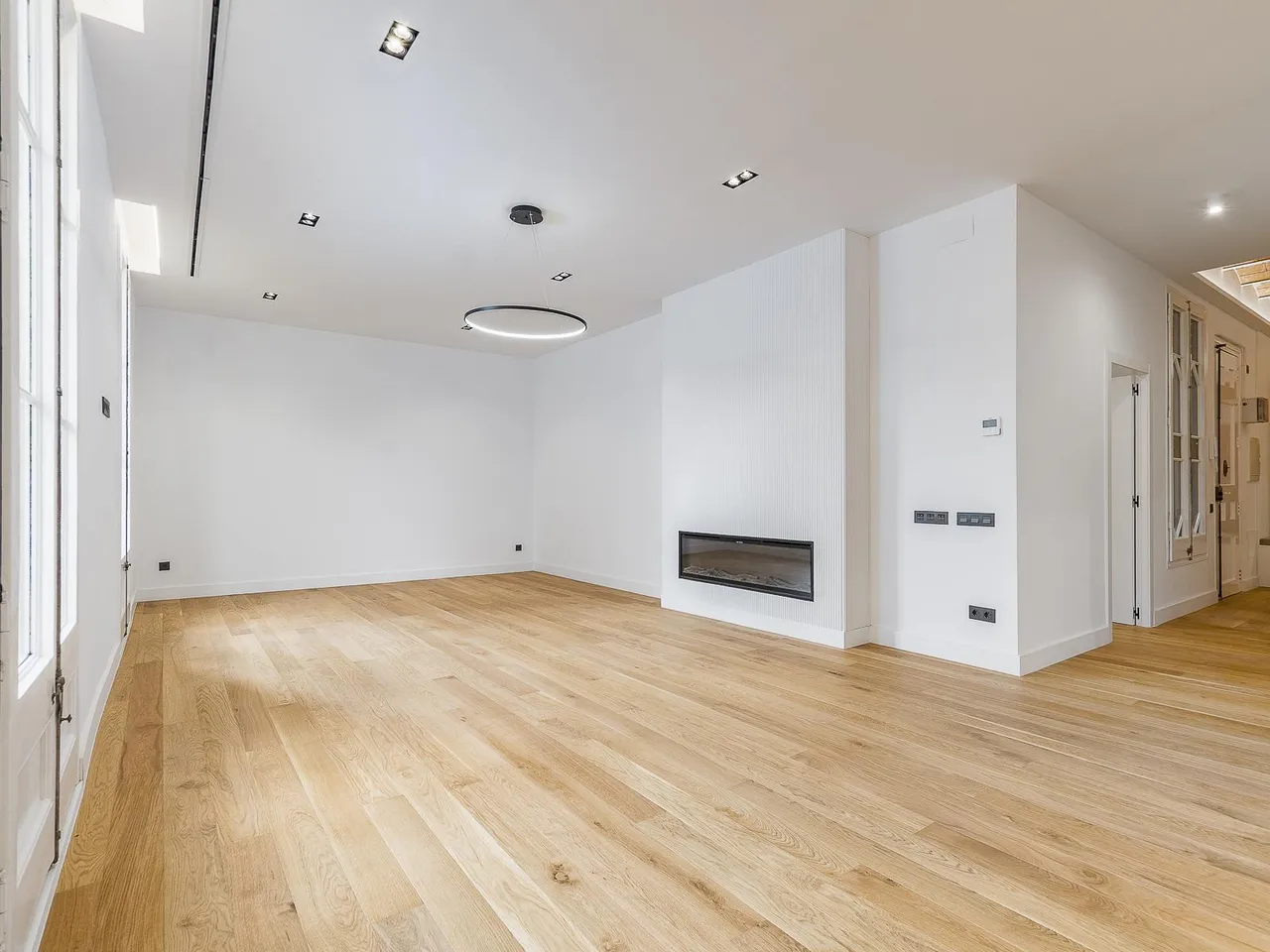 living - Piso de 140m² en venta en Eixample Derecho, Barcelona - gallery - 2