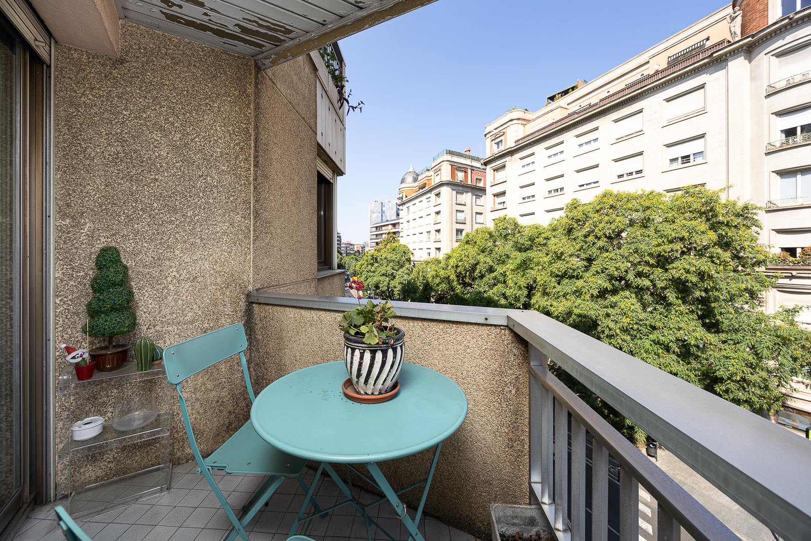 living - 178m² apartment with 8m² terrace for sale in Sant Gervasi - Galvany - gallery thumbnail - 6
