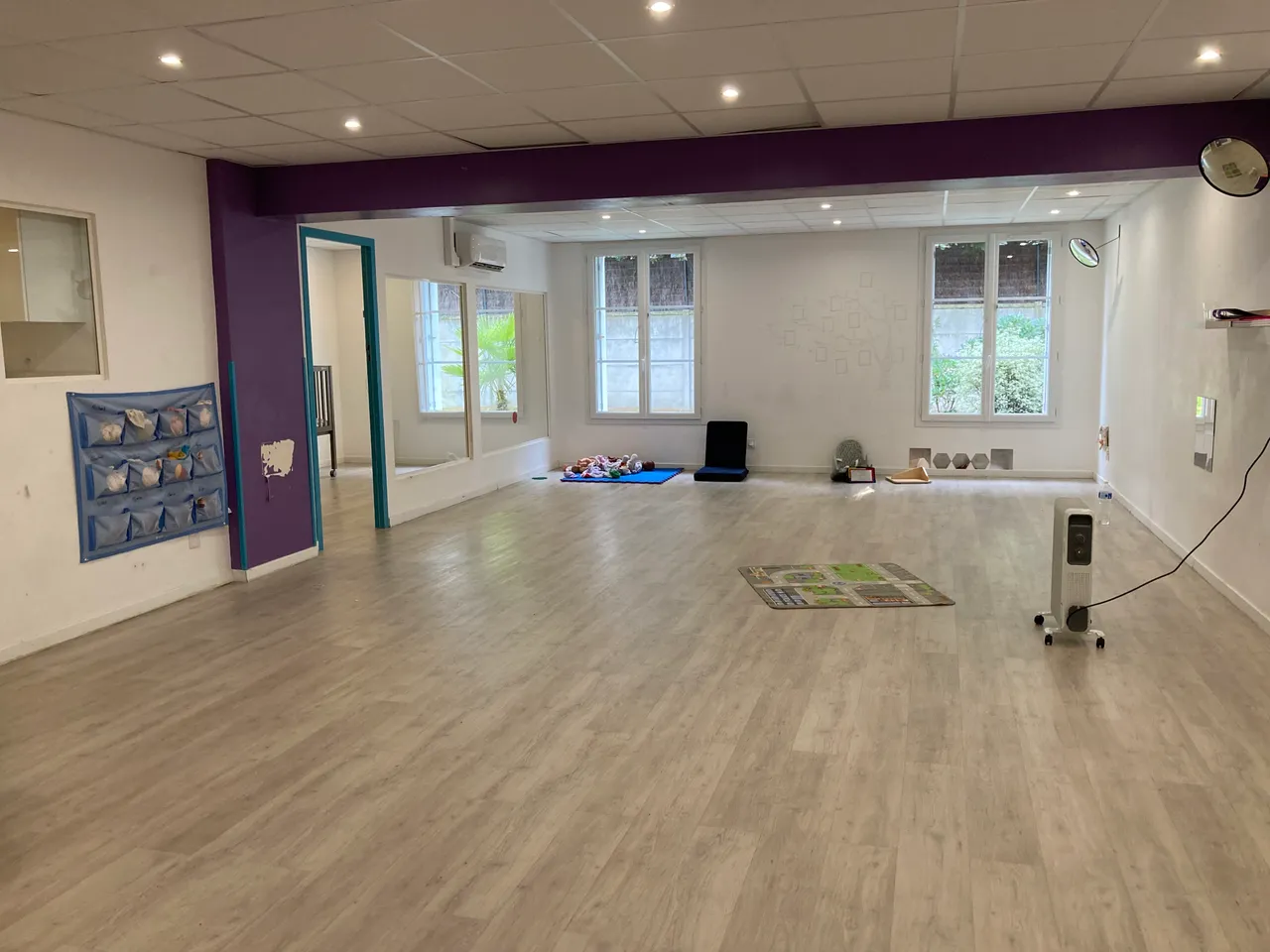 logistics - Light Industrial Premises / Offices For Rent - gallery - 6