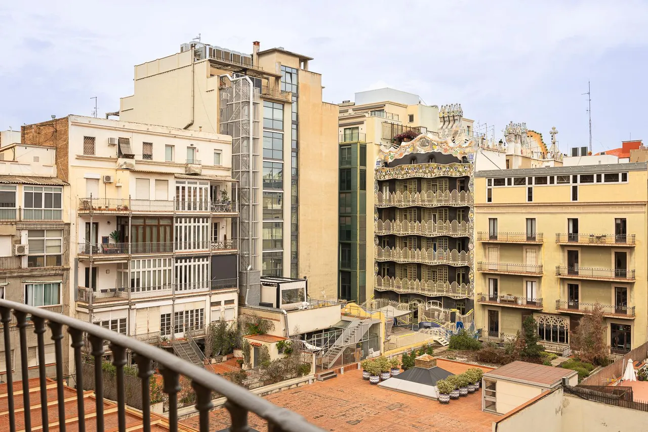 living - 190m² penthouse with 60m² terrace for sale in Eixample Right - gallery - 8
