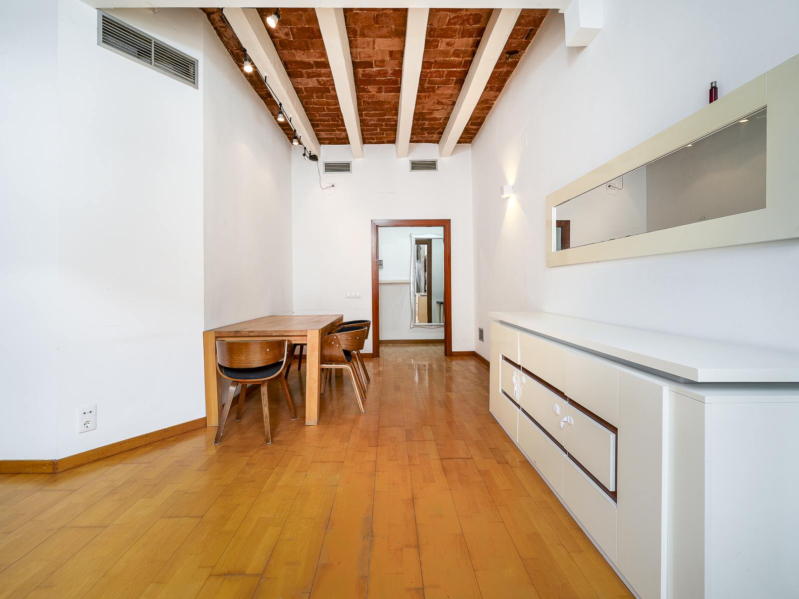 living - 68m² apartment for sale in Eixample Right, Barcelona - gallery thumbnail - 6