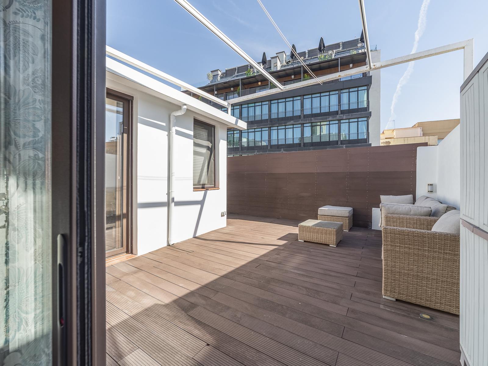 living - 73m² penthouse with 57m² terrace for sale in Eixample Right - gallery thumbnail - 3