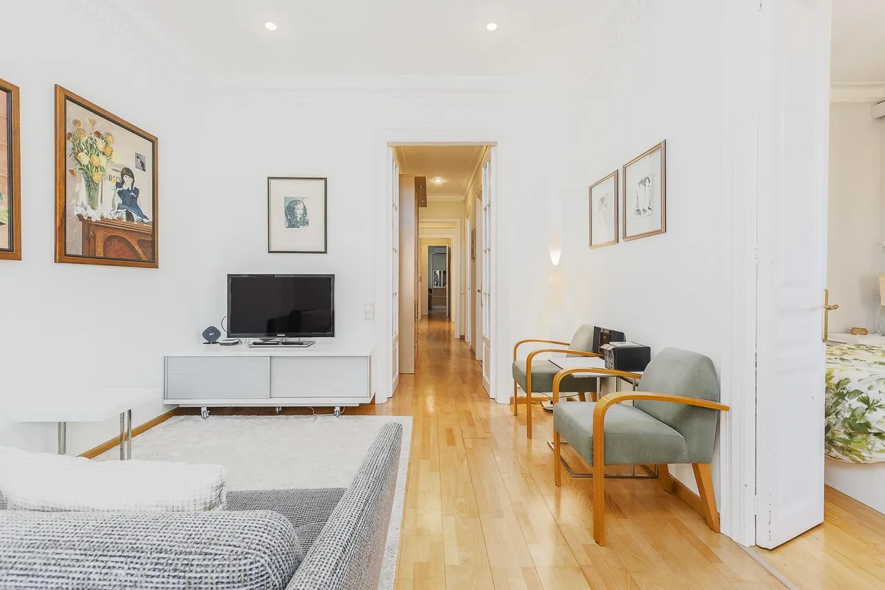 living - 128m² apartment with 9m² terrace for sale in Eixample Left - gallery - 5