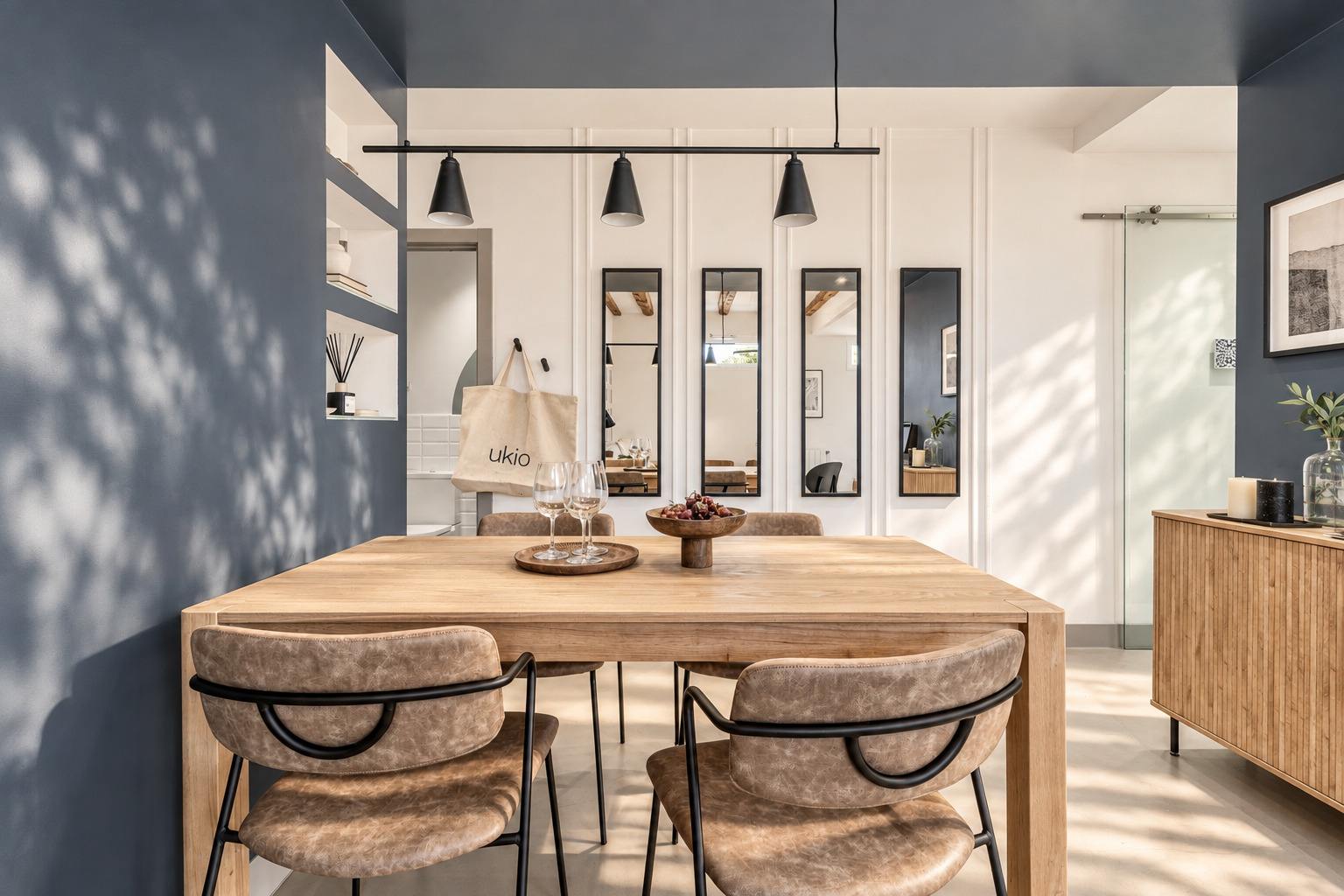 living - Piso de 78m² en venta en Malasaña, Madrid - gallery thumbnail - 4