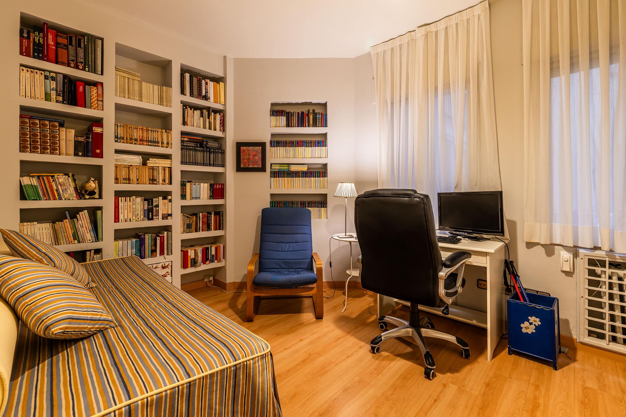 living - Piso de 149m² en venta en Ríos Rosas, Madrid - gallery thumbnail - 7