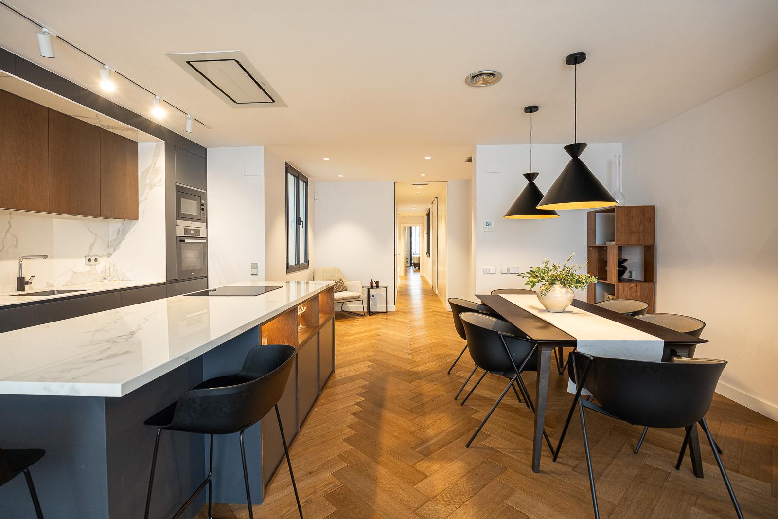living - Piso de 147m² con 6m² terraza en venta en Eixample Izquierdo - gallery - 10