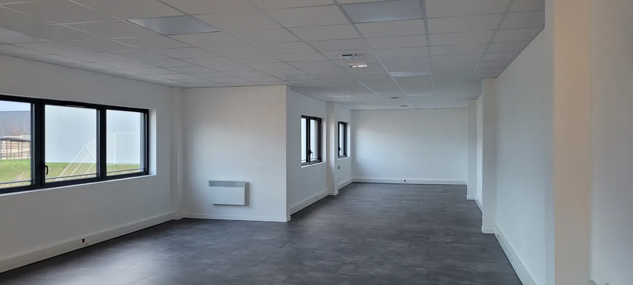 logistics - Activités / Bureaux À Louer - gallery - 2