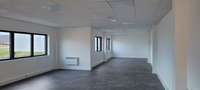 logistics - Activités / Bureaux À Louer - gallery thumbnail - 2