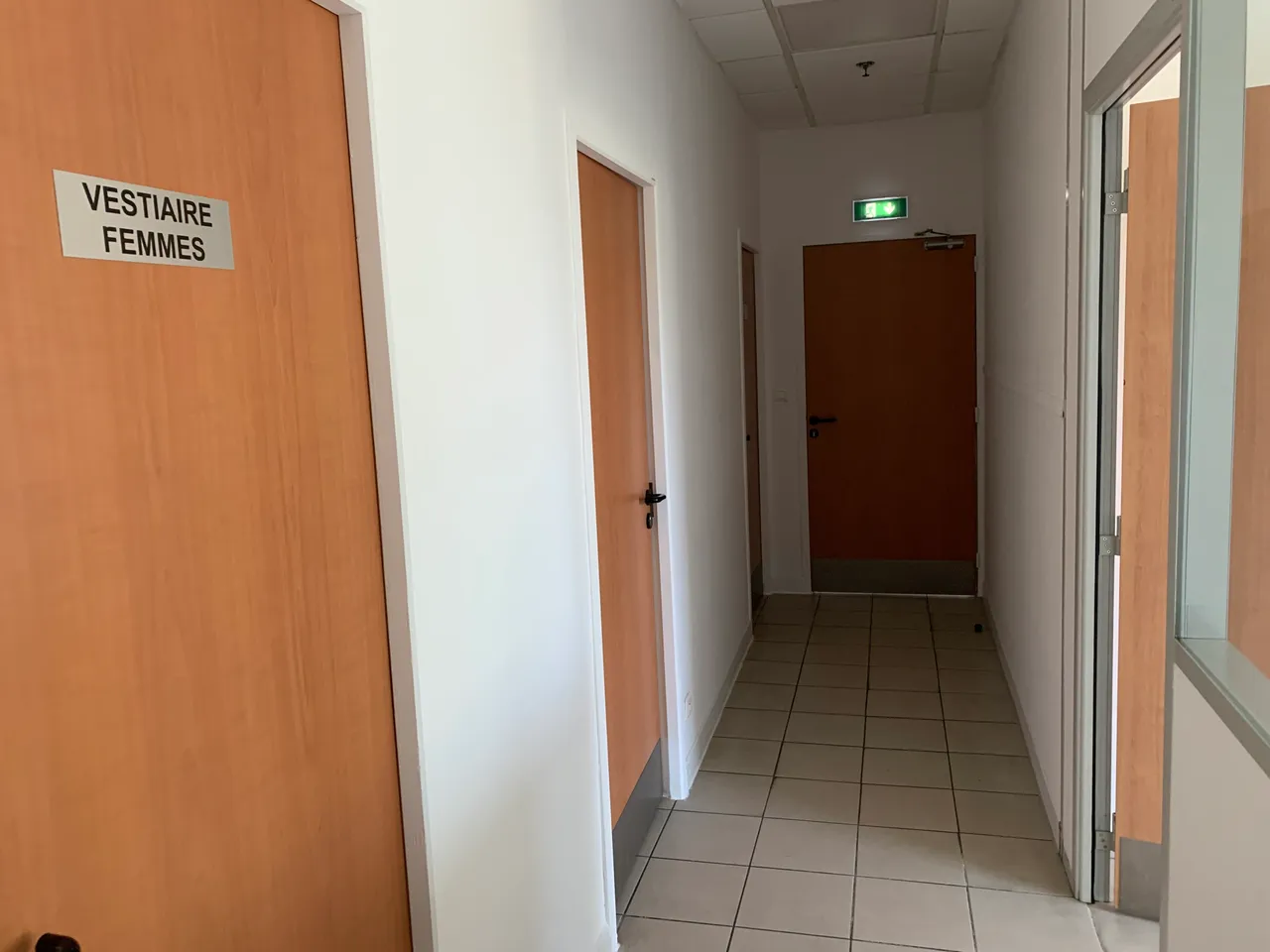 logistics - Logistics Warehouse For Rent - gallery - 8