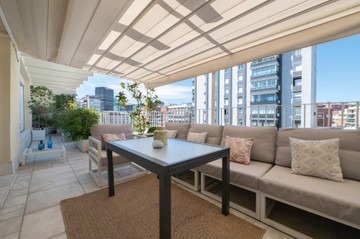 living - Ático de 248m² con 35m² terraza en venta en El Viso, Madrid - featured