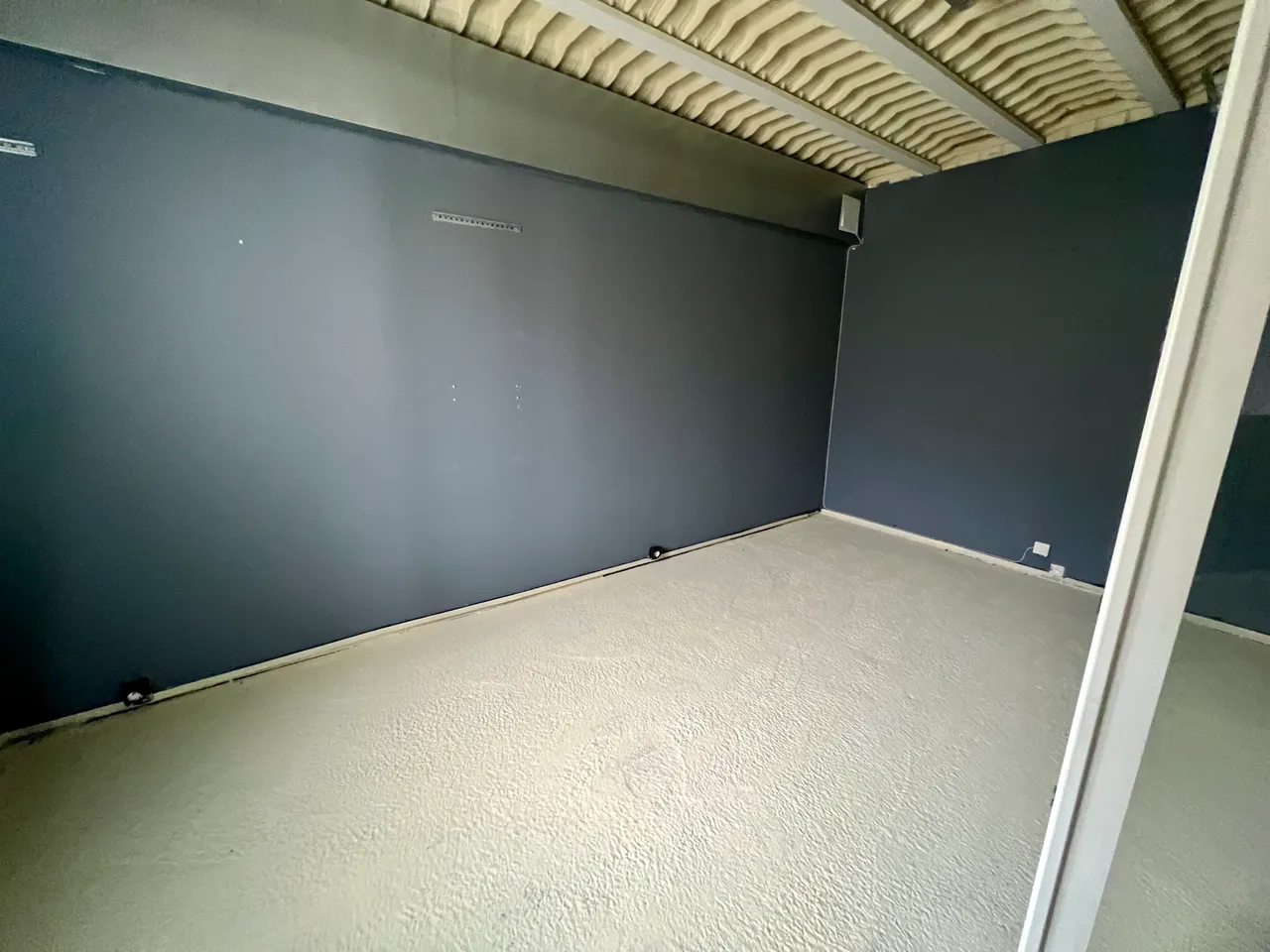 logistics - Light Industrial Premises / Offices For Rent - gallery - 4
