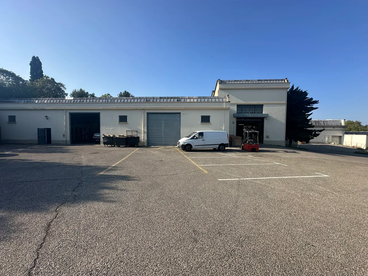 logistics - Warehouse For Rent - gallery - 2