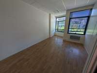 logistics - Light Industrial Premises / Offices For Rent - gallery thumbnail - 8