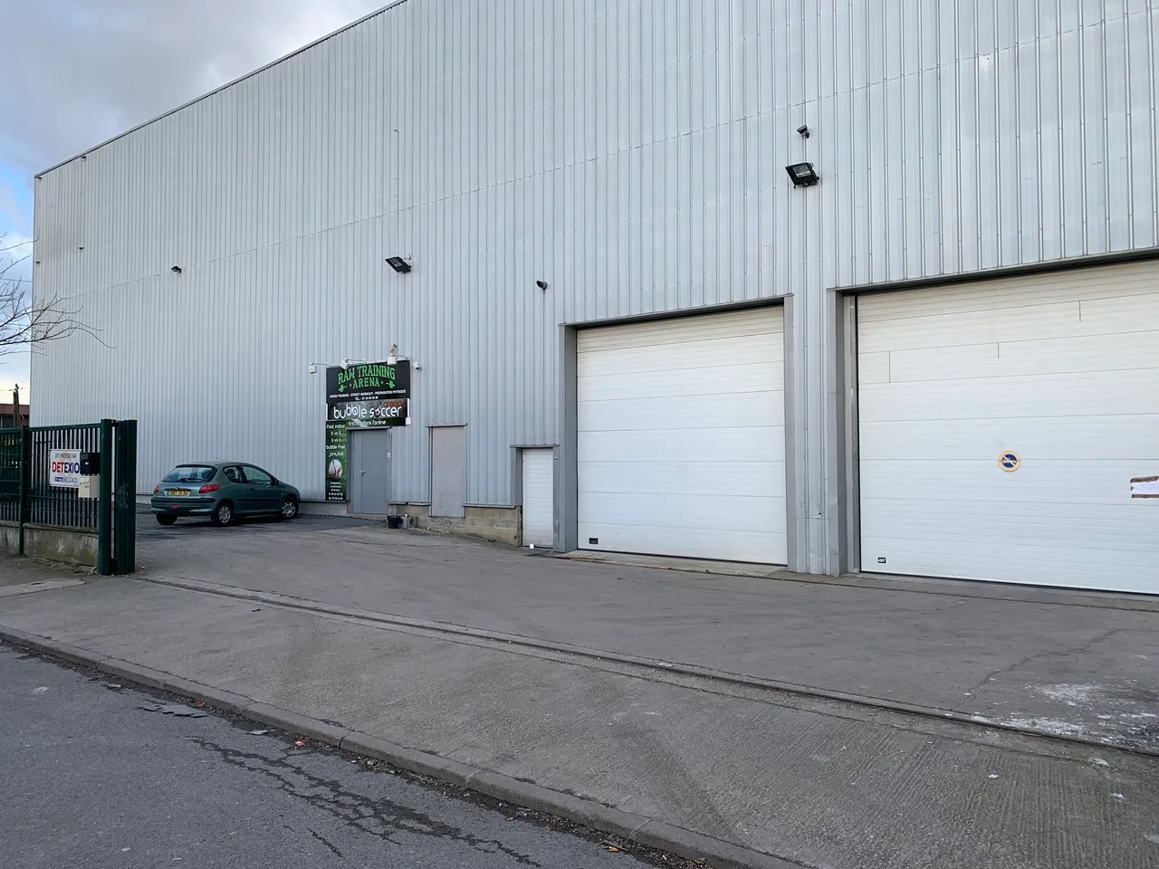 logistics - Entrepôt / Bureaux À Louer - gallery - 5