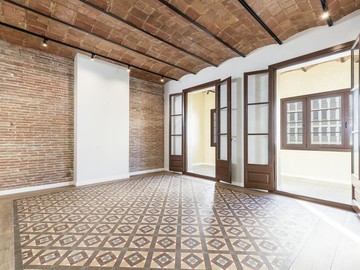 living - Piso de 126m² en venta en Eixample Derecho, Barcelona - featured
