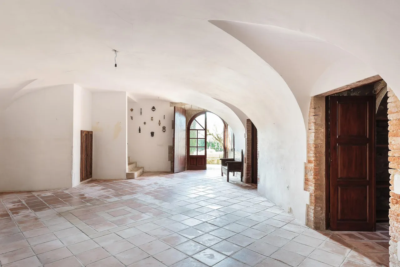 living - Masía de 1.070m² en venta en Girona - gallery - 9