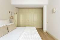 living - Piso de 200m² con 100m² terraza en venta en Eixample Derecho - gallery thumbnail - 7