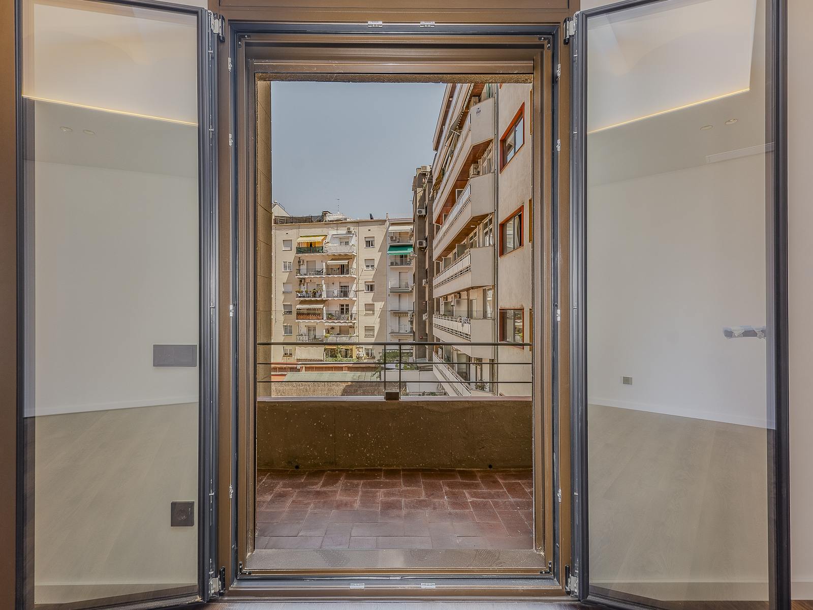 living - 148m² apartment with 8m² terrace for sale in Sant Gervasi - Galvany - gallery thumbnail - 10