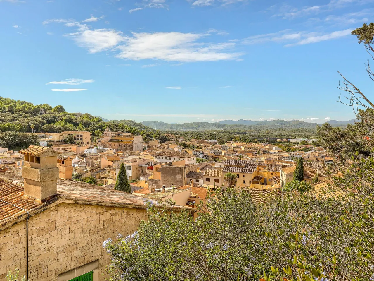 living - Edificio de 807m² en venta en Norte de Mallorca - gallery - 2