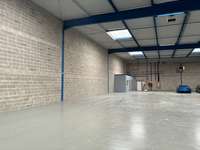 logistics - Activités / Bureaux À Louer - gallery thumbnail - 7