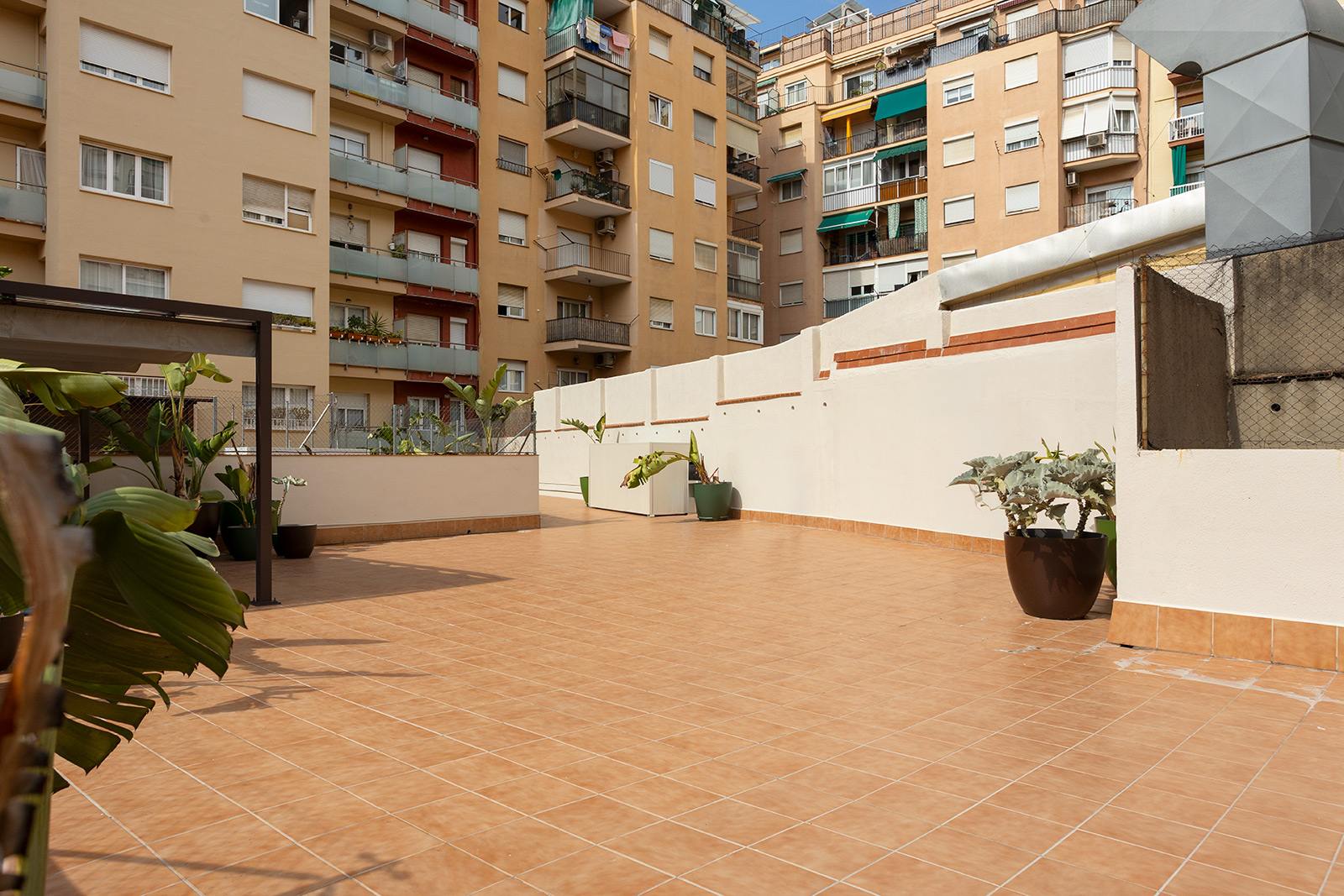 living - Piso de 132m² con 270m² terraza en venta en Les Corts - gallery thumbnail - 4