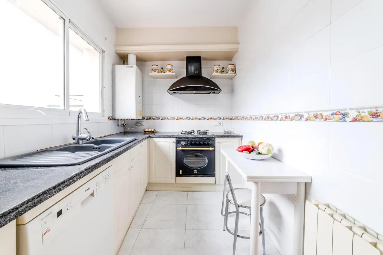 living - Ático de 89m² con 41m² terraza en venta en Sitges Town - gallery - 9
