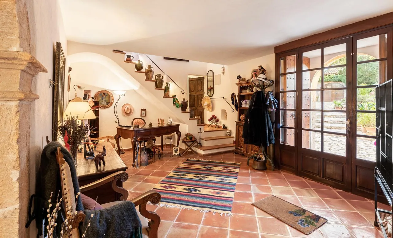 living - 634m² country house for sale in Algaida, Balearic Islands - gallery - 4