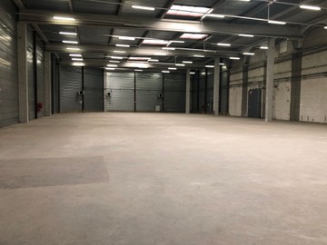 logistics - Entrepôt À Louer - featured