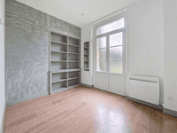 retail - Commercial Building For Sale - gallery thumbnail - 4