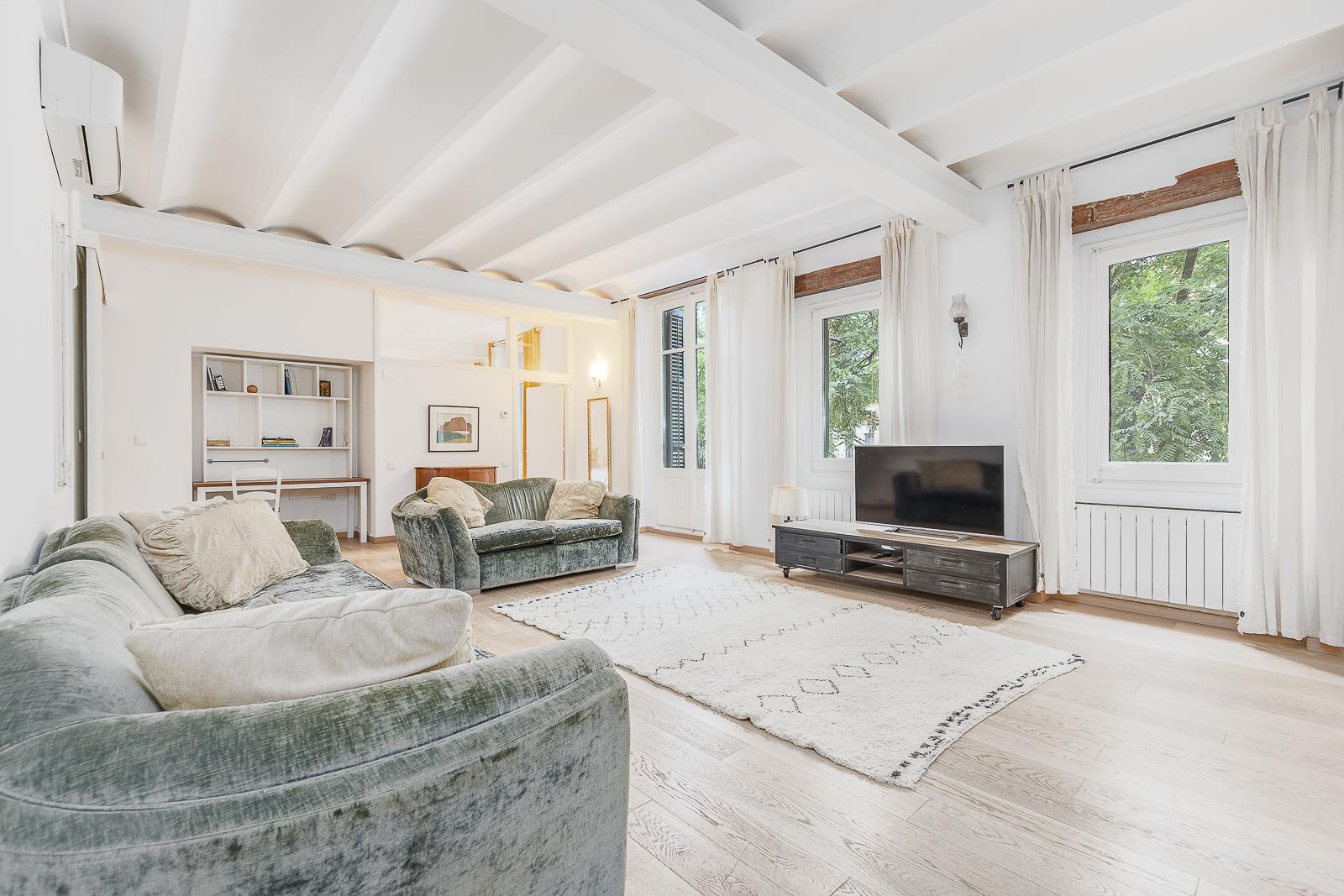 living - 195m² apartment with 10m² terrace for sale in El Born - gallery - 3