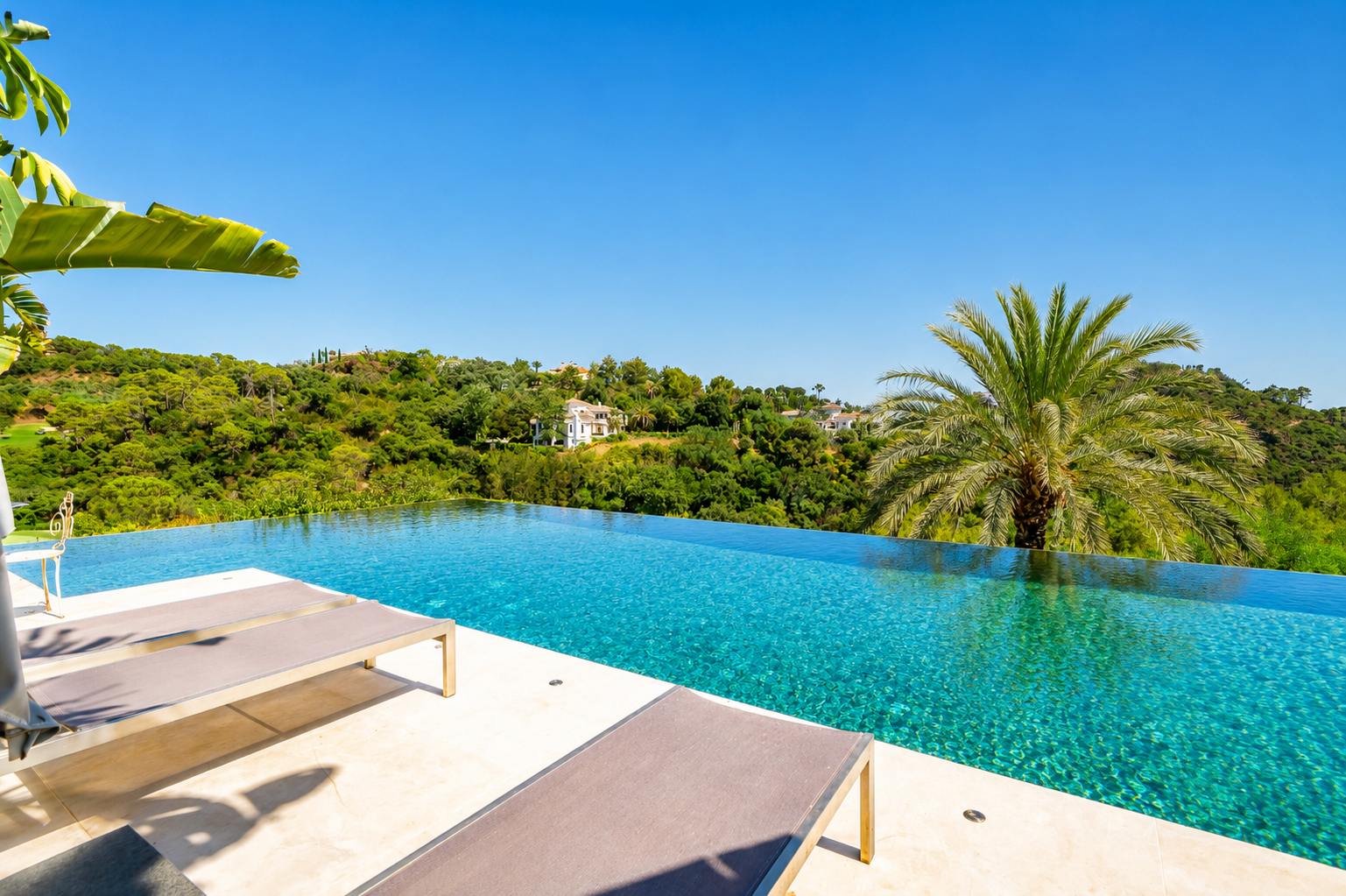 living - 1,691m² house / villa with 179m² terrace for sale in La Zagaleta - gallery - 4