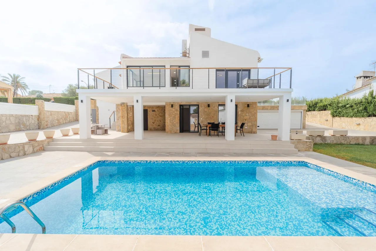 living - Casa / villa de 322m² con 40m² terraza en venta en La Eliana - gallery - 2