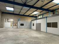 logistics - Activités / Bureaux À Louer - gallery thumbnail - 6