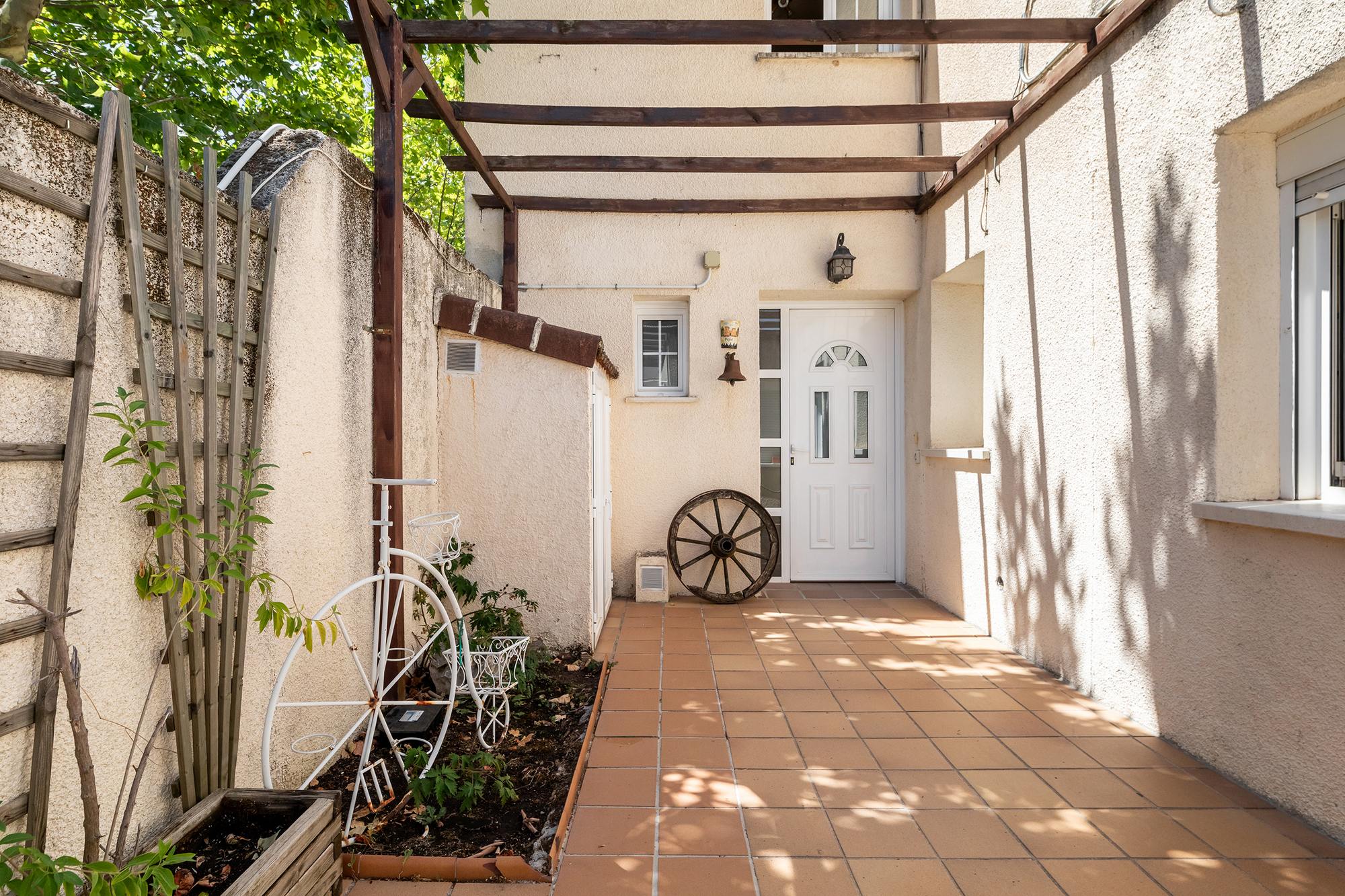 living - Casa / villa de 169m² en venta en Majadahonda, Madrid - gallery thumbnail - 5