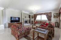 living - Casa / villa de 1,180m² en venta en Godella / Rocafort - gallery thumbnail - 10