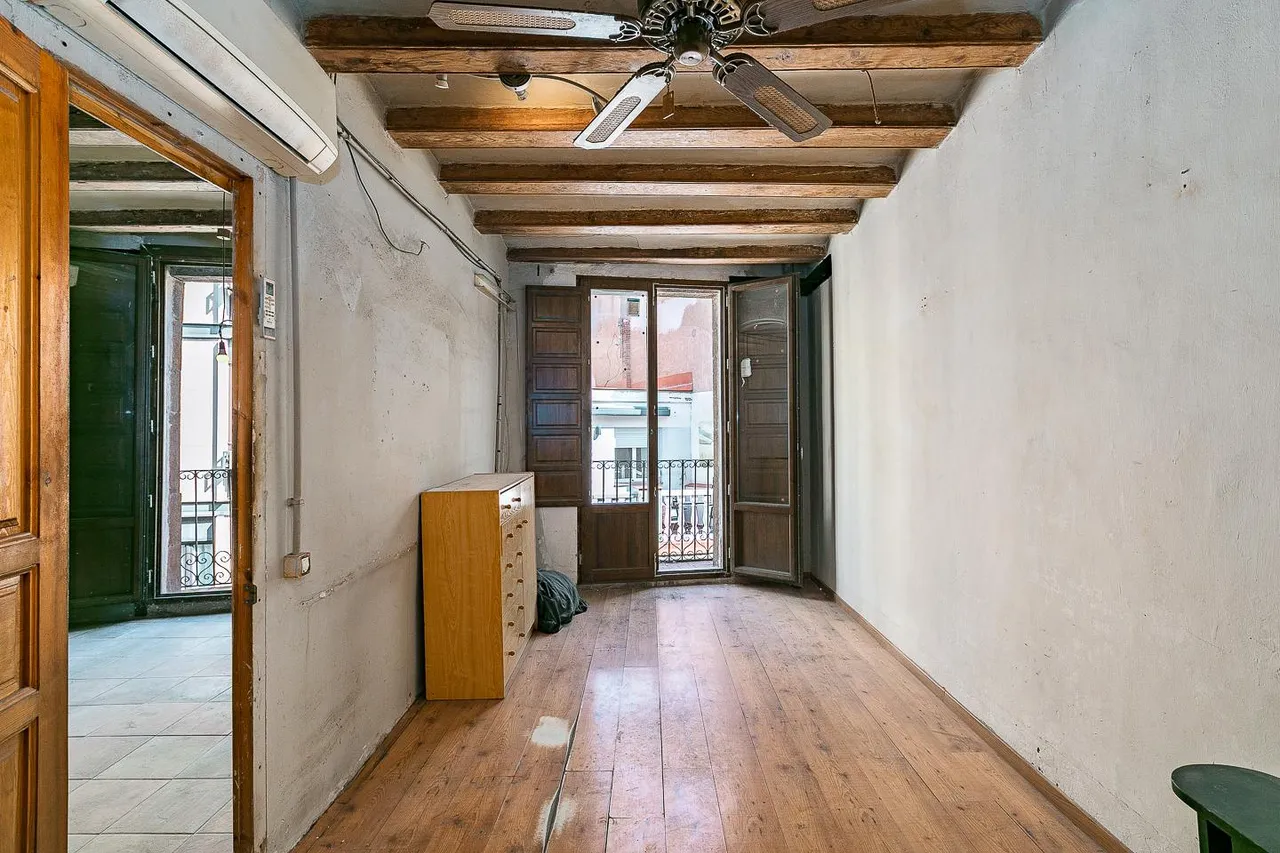 living - 73m² penthouse with 50m² terrace for sale in El Raval - gallery - 5