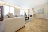 living - 193m² apartment for sale in Sant Francesc, Valencia - gallery thumbnail - 3