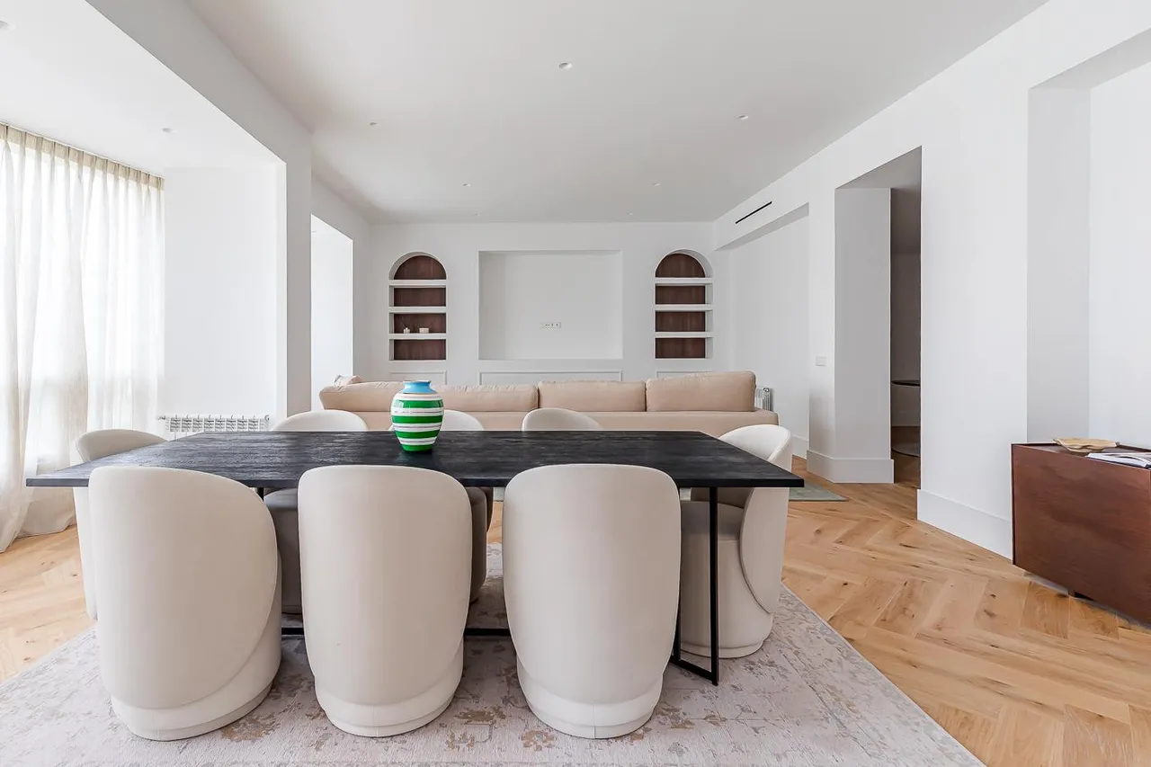 living - Piso de 304m² en venta en Castellana, Madrid - gallery - 5