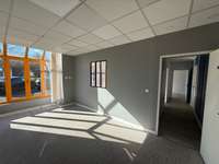 logistics - Light Industrial Premises / Offices For Rent - gallery thumbnail - 5