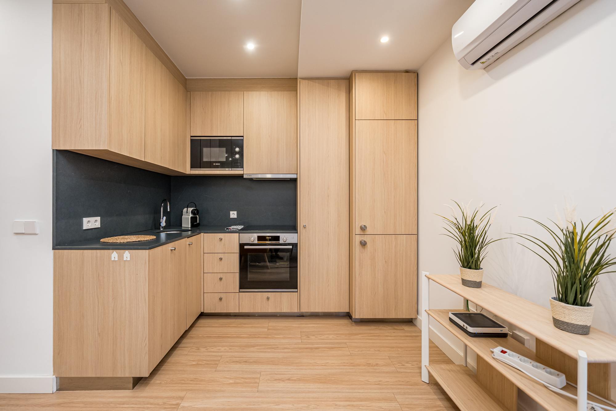 living - 47m² apartment for sale in Hispanoamérica, Madrid - gallery thumbnail - 10