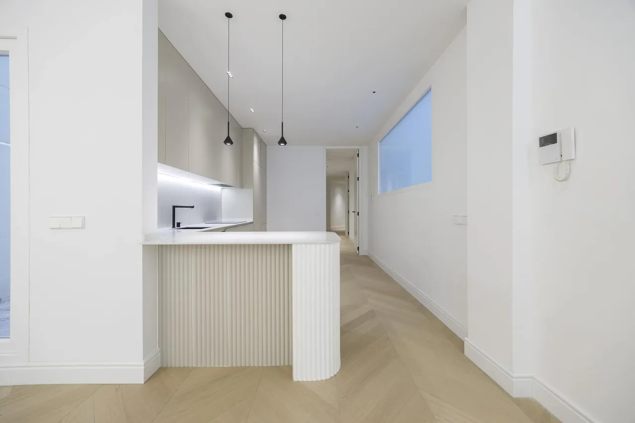 living - 197m² apartment with 15m² terrace for sale in Gran Vía - gallery - 9