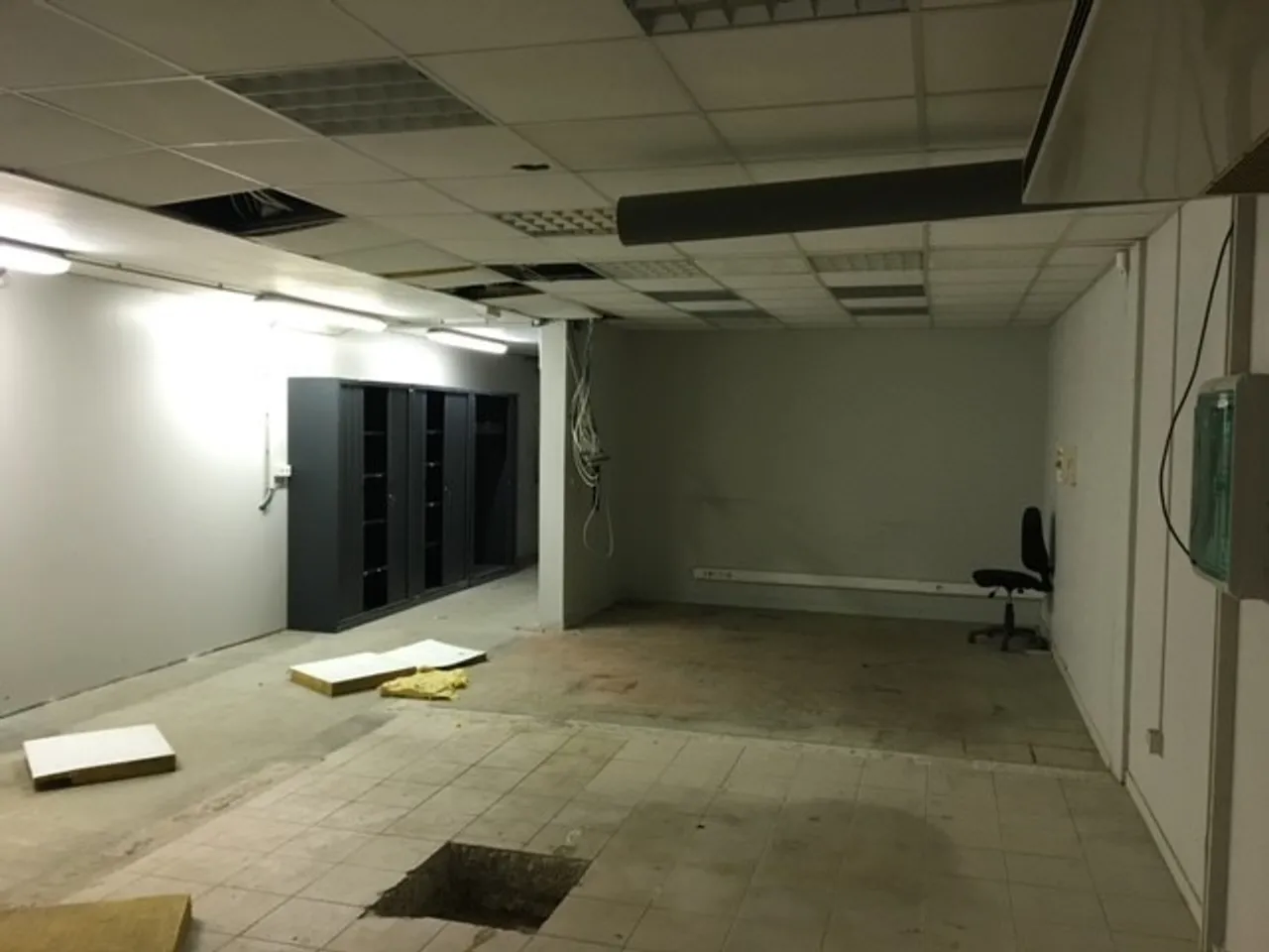 logistics - Light Industrial Premises / Offices For Sale - gallery - 4