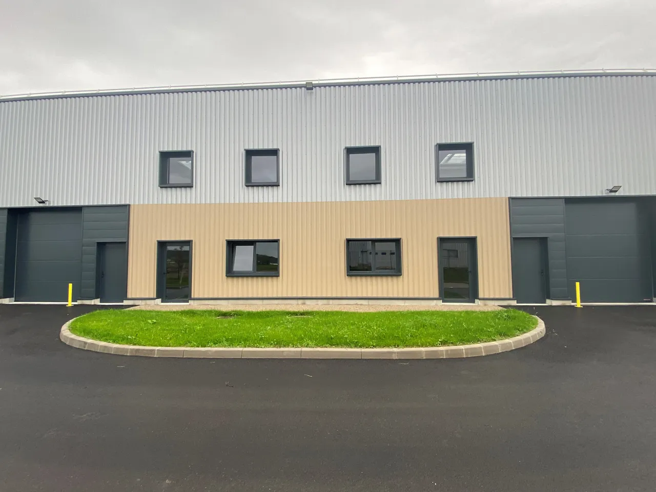 logistics - Light Industrial Premises / Offices For Rent - For Sale - gallery - 5