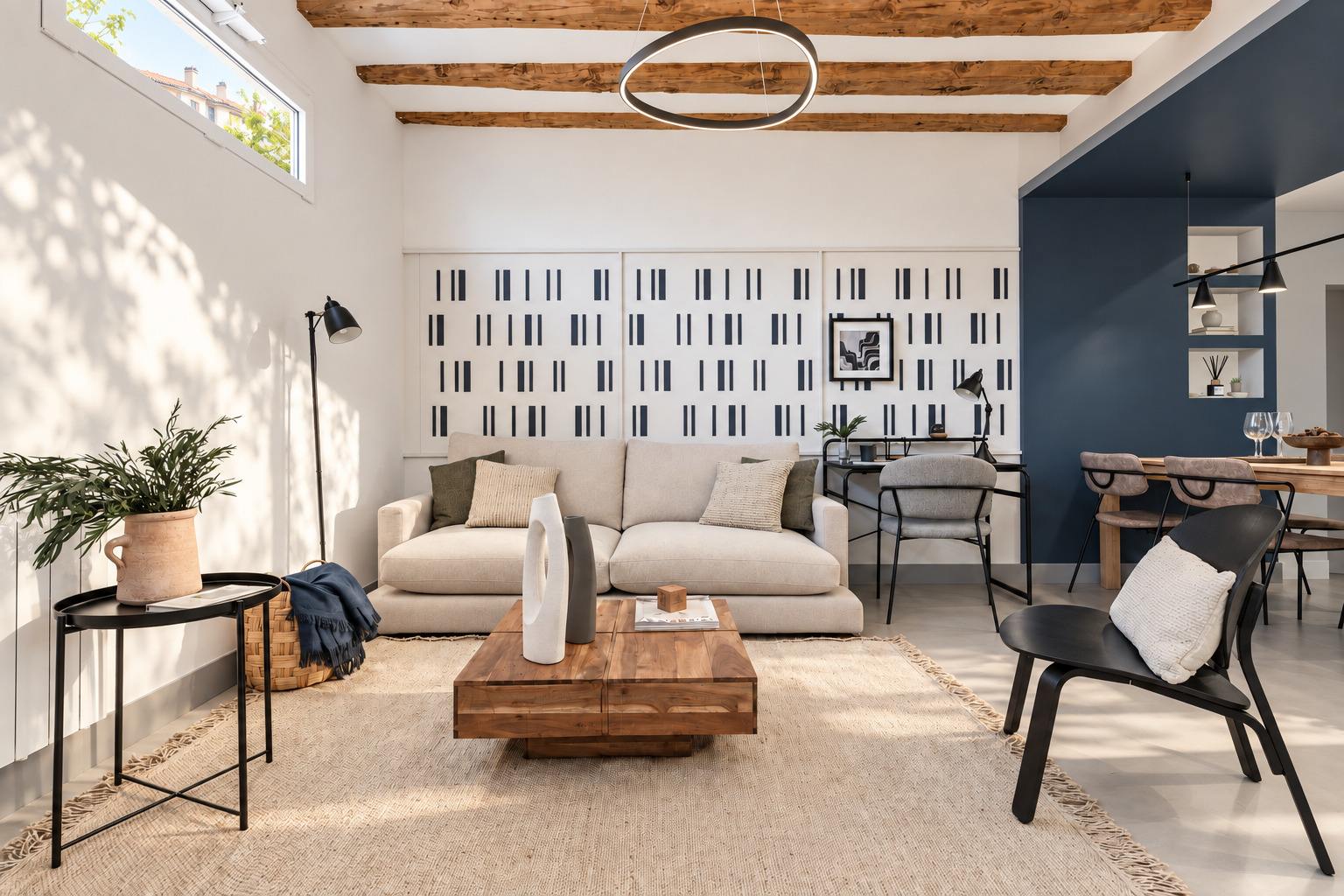 living - Piso de 78m² en venta en Malasaña, Madrid - gallery thumbnail - 2