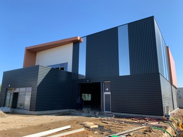 logistics - Activités / Bureaux À Vendre - featured