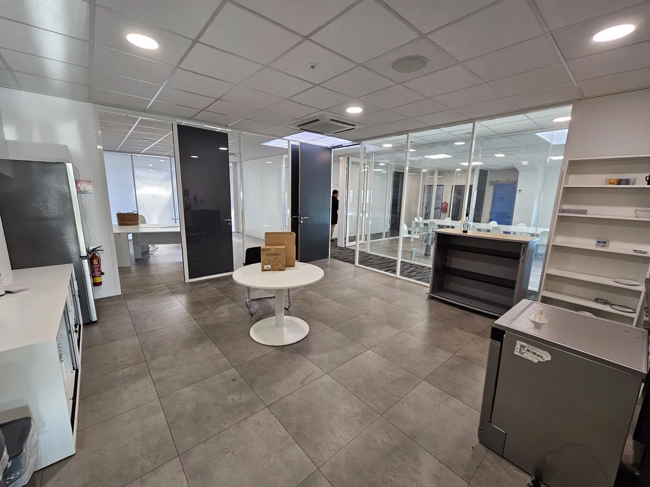 logistics - Activités / Bureaux À Louer - gallery - 10